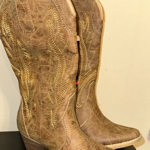 cowgirl boots